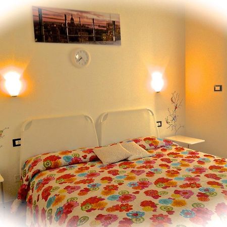 Top Suit Centro - Guest House ブルゲーリオ 部屋 写真